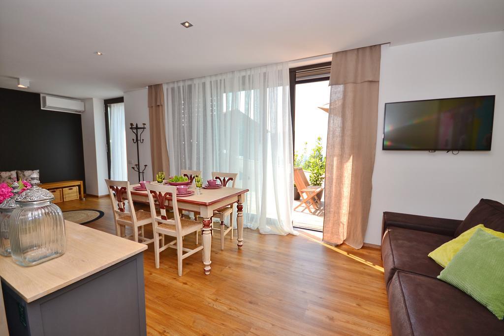 טולמין Apartmaji 43 מראה חיצוני תמונה
